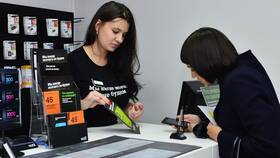 Как перевести номер Tele2 на другой телефон в Ральф Рингер